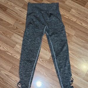 PINK ultimate leggings - cutout- medium